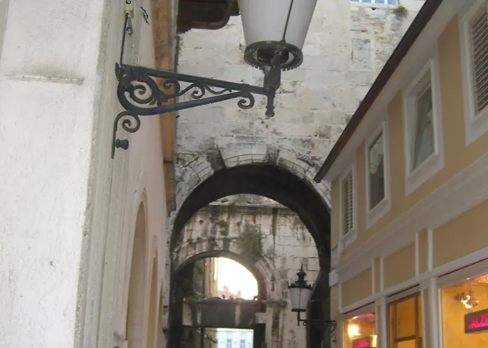 Staysplitbay Old Town Authentic Luxury * Spalato
