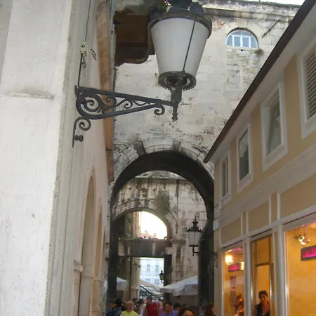 Staysplitbay Old Town Authentic Luxury * Spalato