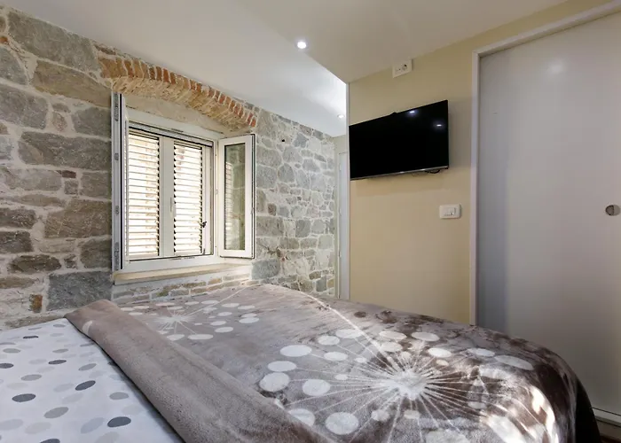 Staysplitbay Old Town Authentic Luxury Apartman *