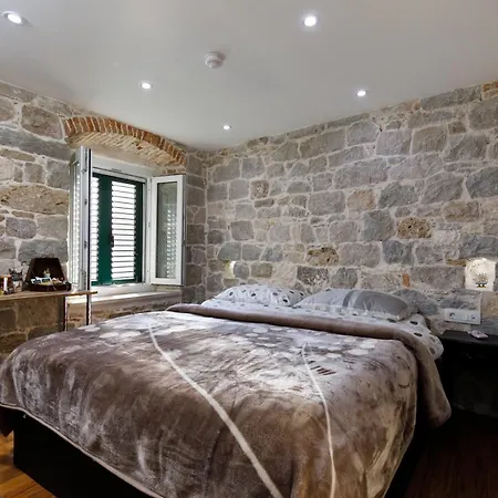 Апартаменты Staysplitbay Old Town Authentic Luxury