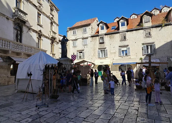 Staysplitbay Old Town Authentic Luxury * ספליט