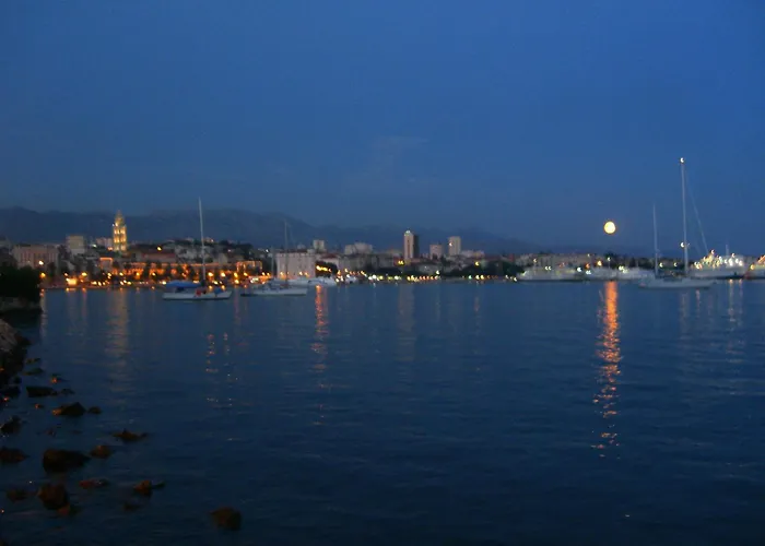 Staysplitbay Old Town Authentic Luxury * Сплит