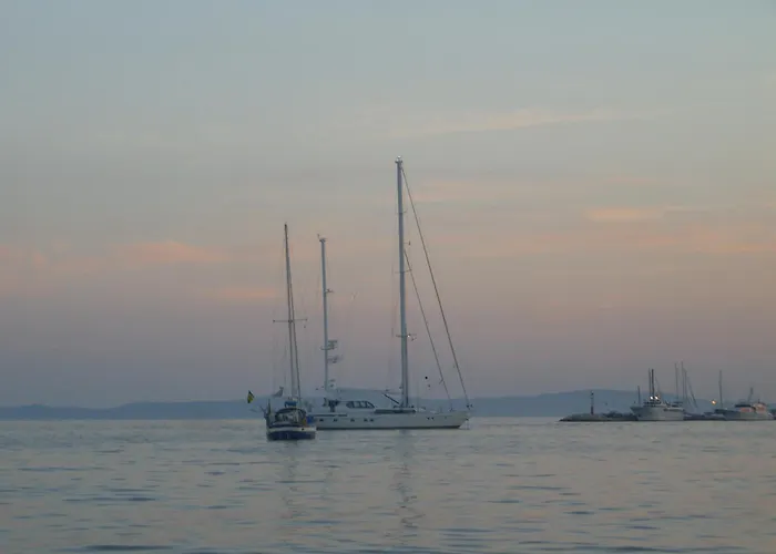 Апартаменты Staysplitbay Old Town Authentic Luxury Сплит